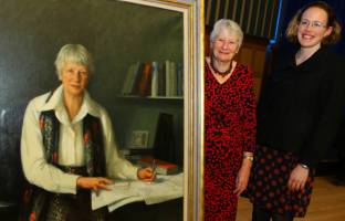 Inspirational female physicist honoured at University