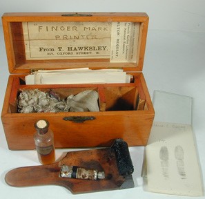 Box of material for portable finger print work (1892). Credit: Galton Collection