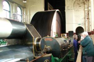 Mighty machine strikes musical note