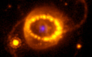 Newly born neutron star detected in nearby supernova