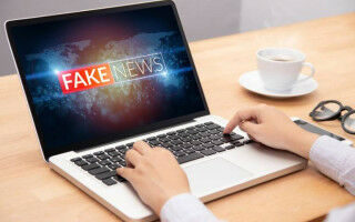 People put greater trust in news that leads them to be more politically extreme