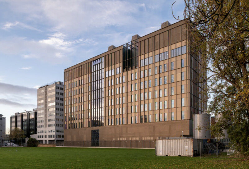 Royal opening for new MRC Laboratory of Medical Sciences building ...