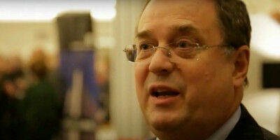 University Council member and alumnus knighted